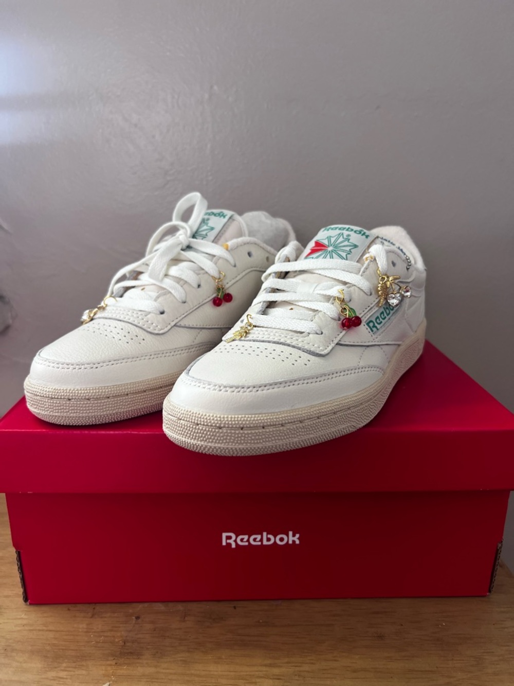 Reebok Club C 85 Vintage Shoes in Off-White/Cream